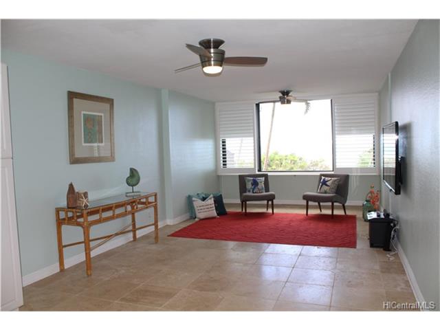 51-636 Kamehameha Highway, Kaaawa, HI 96730