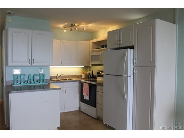 51-636 Kamehameha Highway, Kaaawa, HI 96730