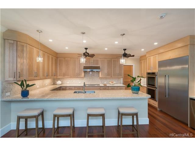 1261 Mokulua Drive, Kailua, HI 96734