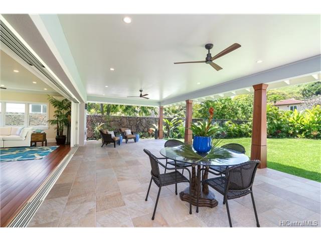 1261 Mokulua Drive, Kailua, HI 96734