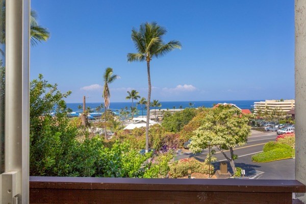 75-5873 WALUA RD, KAILUA-KONA, HI 96740