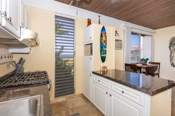 75-5873 WALUA RD, KAILUA-KONA, HI 96740