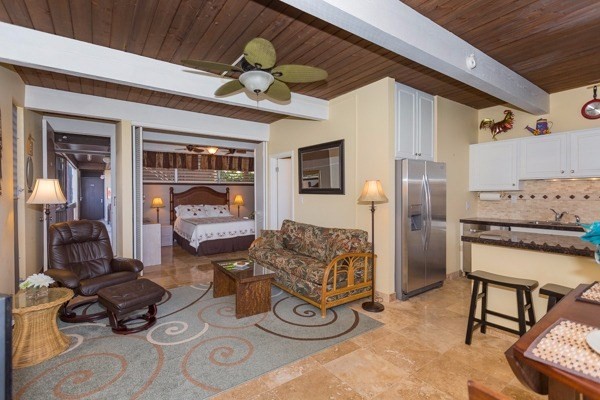 75-5873 WALUA RD, KAILUA-KONA, HI 96740