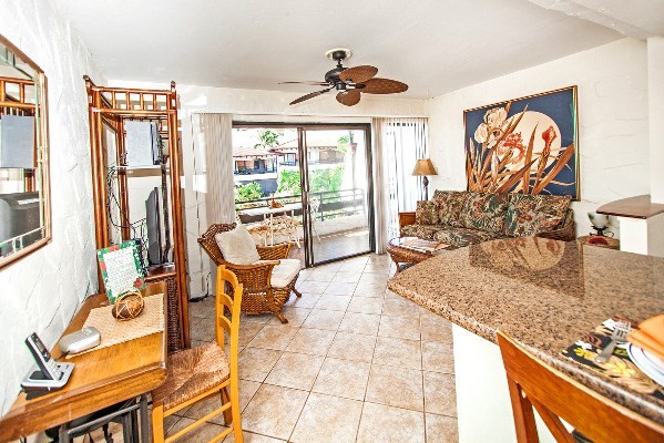 75-6082 ALII DR, KAILUA-KONA, HI 96740
