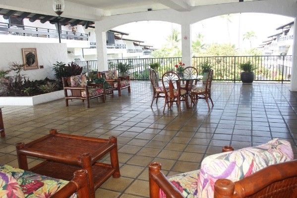 75-6082 ALII DR, KAILUA-KONA, HI 96740