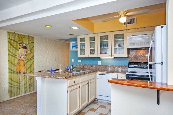 75-6082 ALII DR, KAILUA-KONA, HI 96740