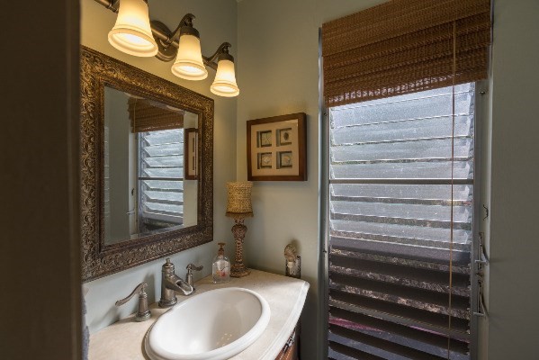 75-5855 WALUA RD, KAILUA-KONA, HI 96740