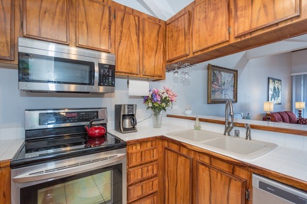 77-301 NOELANI WY, KAILUA-KONA, HI 96740