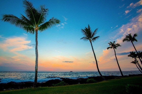 75-5888 Alii Drive, Kailua-Kona, HI 96740