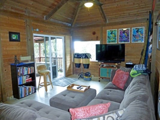 73-2070 KALOKO DR, KAILUA-KONA, HI 96740