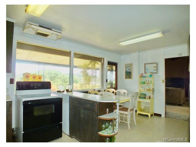 4523 Puuwai Road, Kalaheo, HI 96741