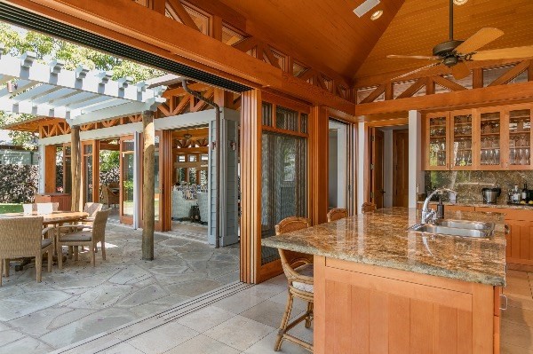 68-1064 PAUOA WY, Kamuela, HI 96743
