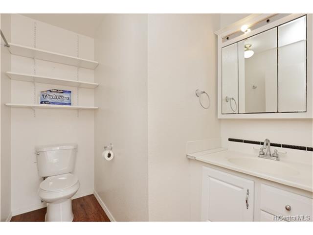 46-232 Kahuhipa Street, Kaneohe, HI 96744
