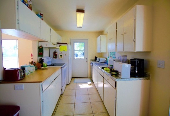 5293 Kawaihau Rd #2, Kapaa, HI 96746