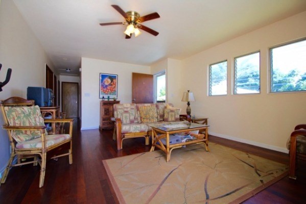 5293 Kawaihau Rd #2, Kapaa, HI 96746