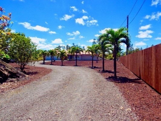 15-1510 18th Ave, Keaau, HI 96749