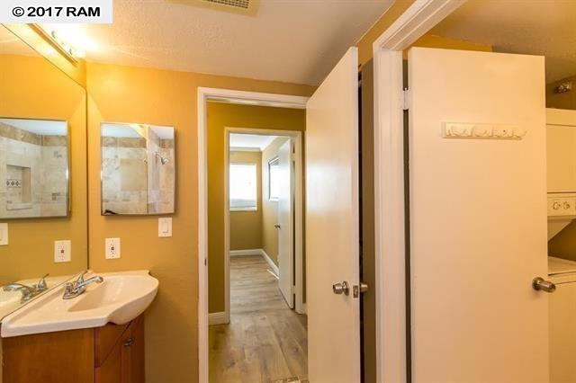 140 Uwapo Rd, Kihei, HI 96753