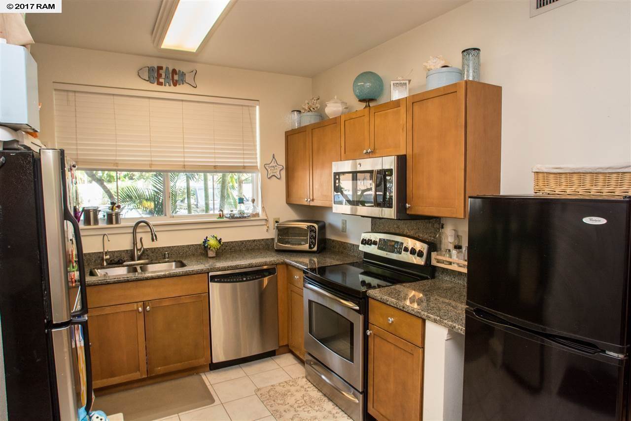 28 Kai Makani Loop, Kihei, HI 96753