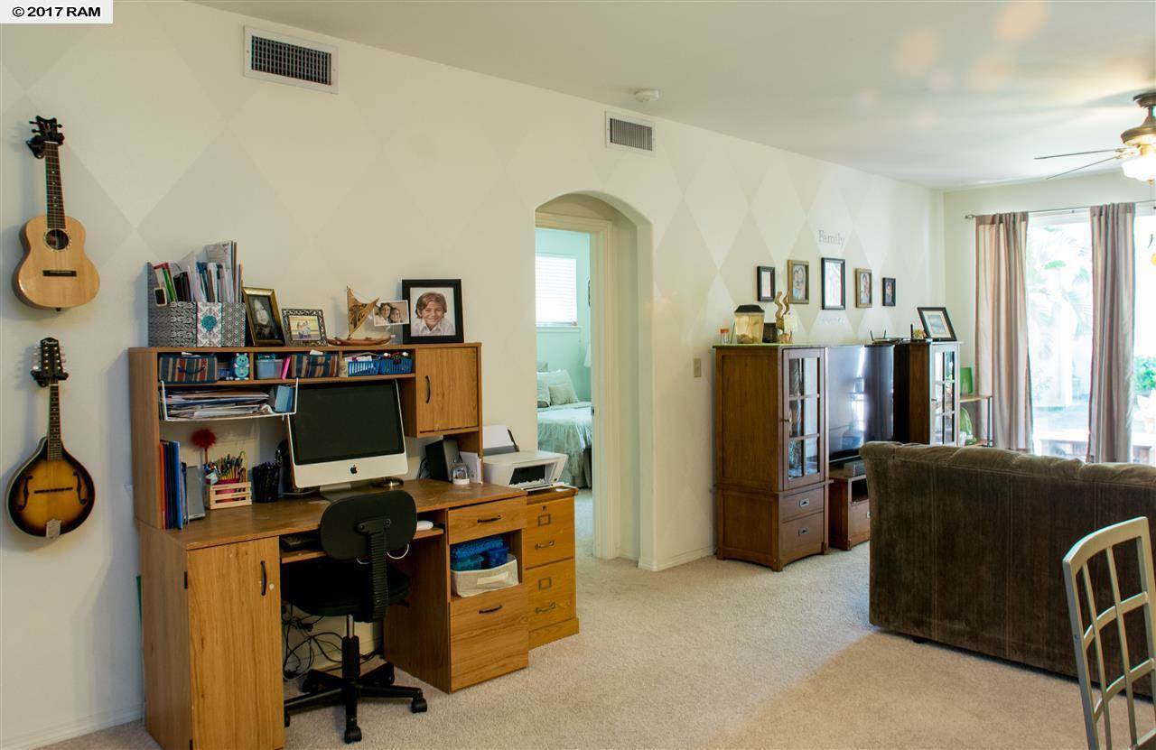 28 Kai Makani Loop, Kihei, HI 96753