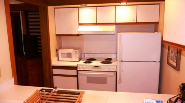 2221 POIPU RD, Koloa, HI 96756