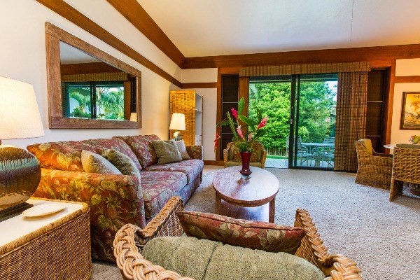 2221 POIPU RD, Koloa, HI 96756