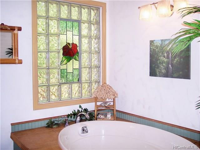 1751 Kalae Highway, Kualapuu, HI 96757
