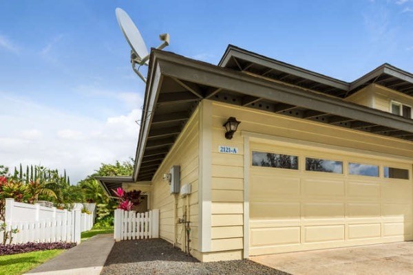 2121-A MANAWALEA ST, Lihue, HI 96766