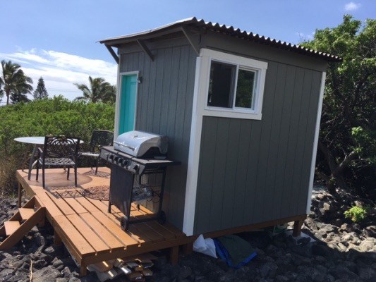 94 Palaoa Rd, Naalehu, HI 96772