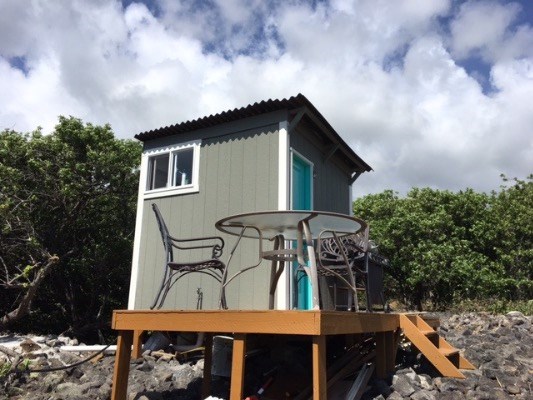 94 Palaoa Rd, Naalehu, HI 96772