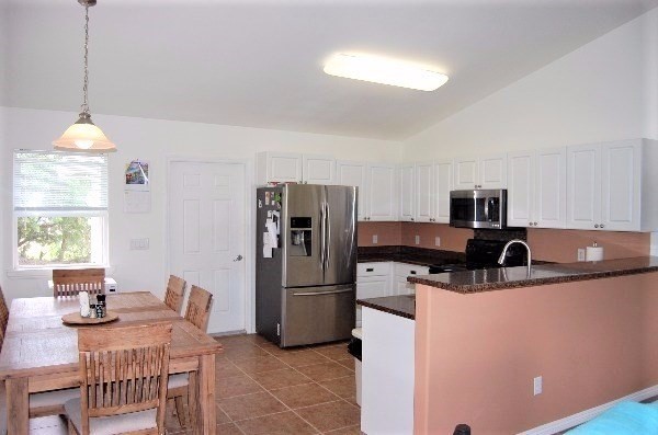94-6677 KAMAOA RD, Naalehu, HI 96772