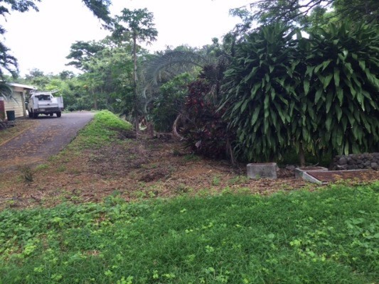 ALAHAKI RD, Pahala, HI 96777
