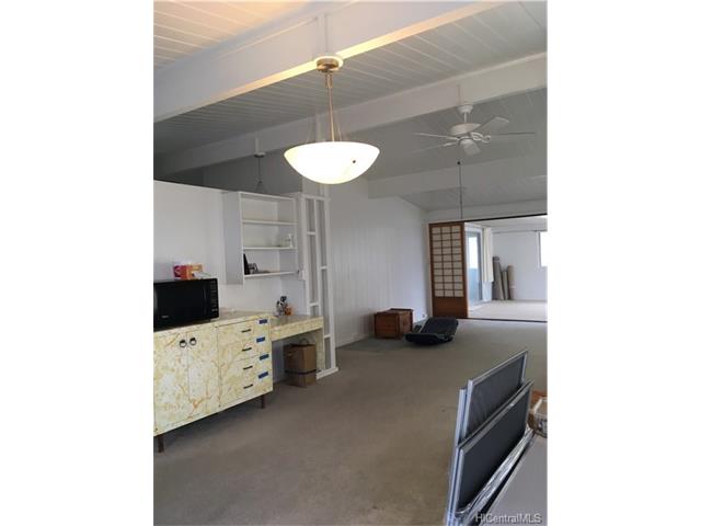 1749 Hoowae Street, Pearl City, HI 96782