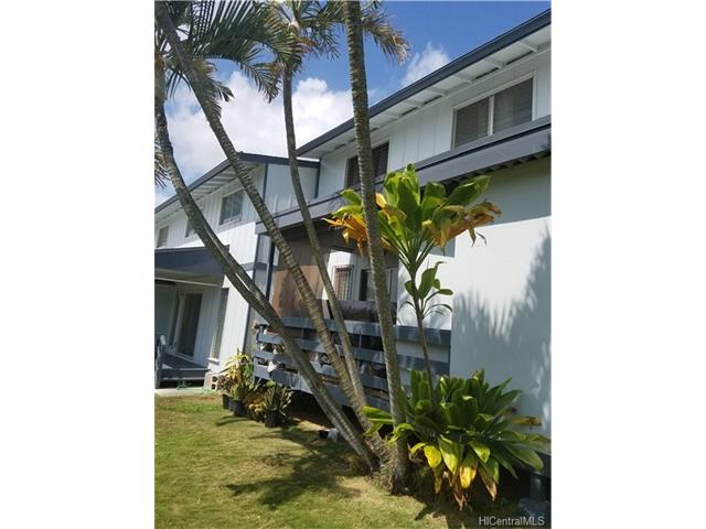 98-1422 Koaheahe Street, Pearl City, HI 96782