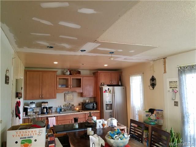 98-1422 Koaheahe Street, Pearl City, HI 96782