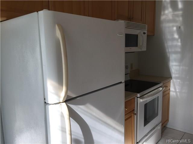 98-1422 Koaheahe Street, Pearl City, HI 96782