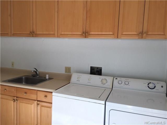 98-1422 Koaheahe Street, Pearl City, HI 96782