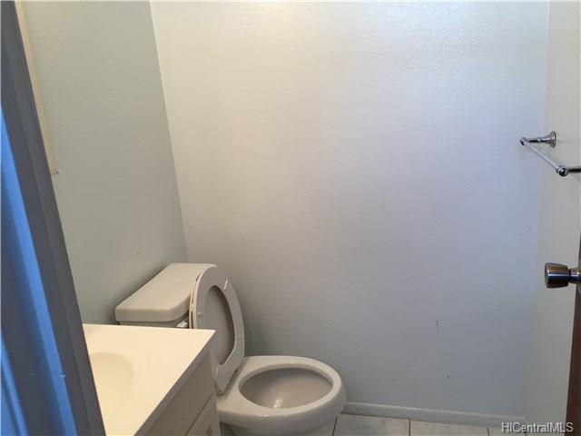 98-1422 Koaheahe Street, Pearl City, HI 96782