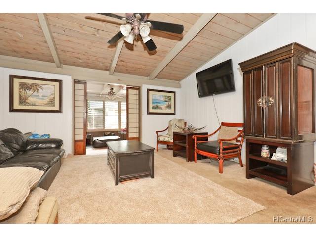 2345 Auhuhu Street, Pearl City, HI 96782
