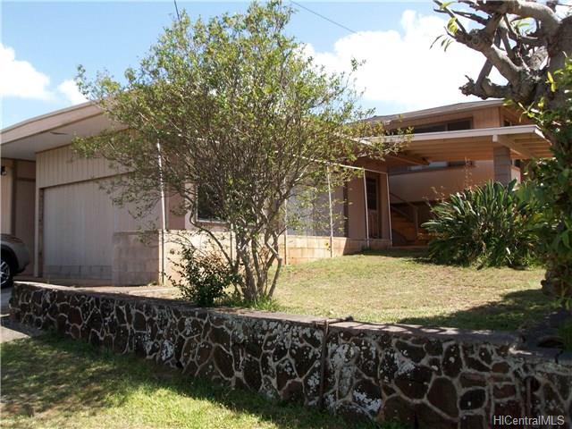 1240 Puu Poni Street, Pearl City, HI 96782