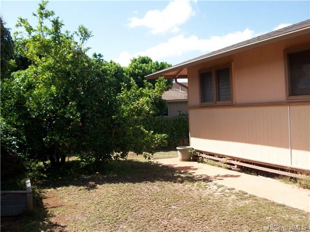 1240 Puu Poni Street, Pearl City, HI 96782
