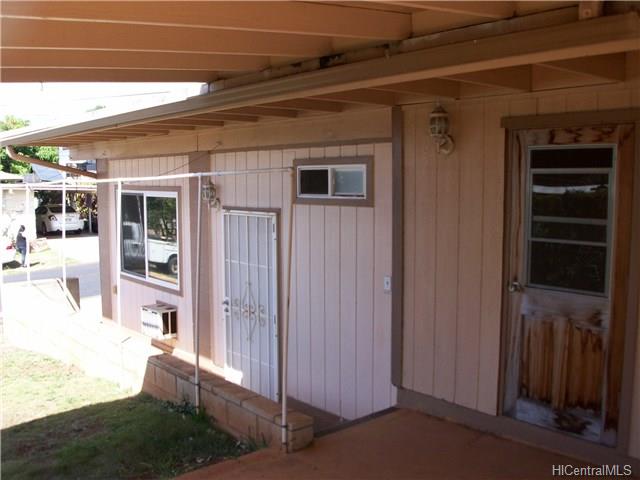 1240 Puu Poni Street, Pearl City, HI 96782