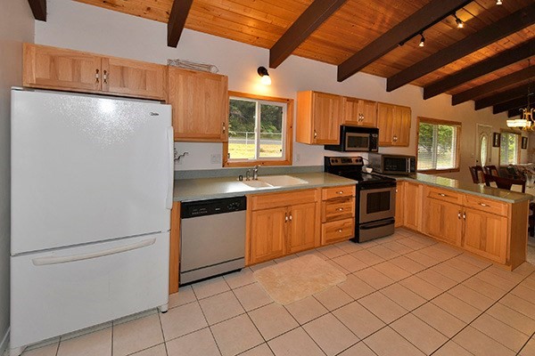 99-1745 PUKEAWE CIR, Volcano, HI 96785