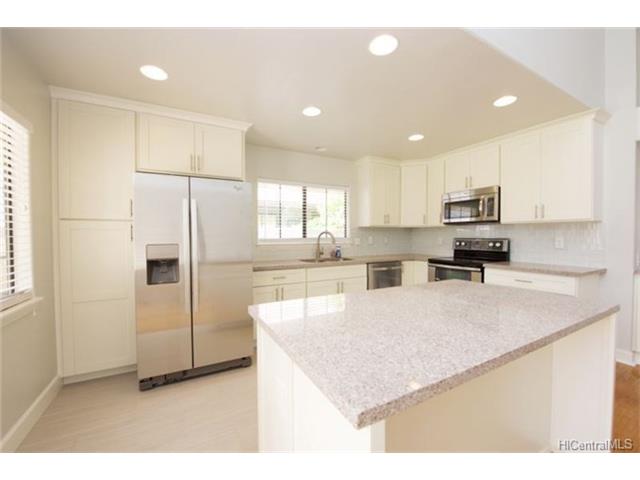 95-210 Ainakuai Place, Mililani, HI 96789