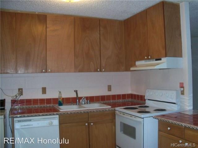 95-227 Waikalani Drive, Mililani, HI 96789