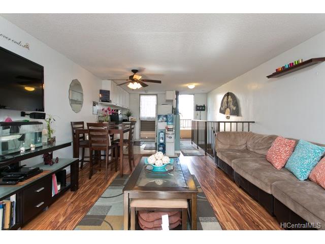 68-090 Au Street, Waialua, HI 96791