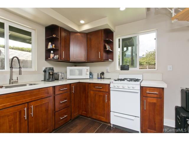 67-129 Kuhi Street, Waialua, HI 96791