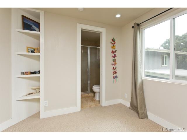 67-129 Kuhi Street, Waialua, HI 96791