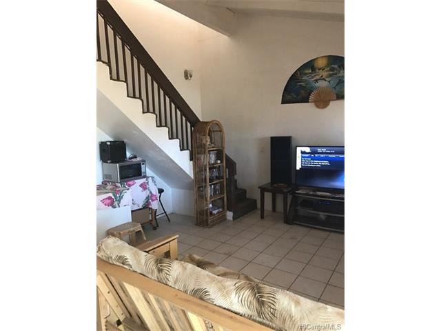 87-1550 Farrington Highway, Waianae, HI 96792