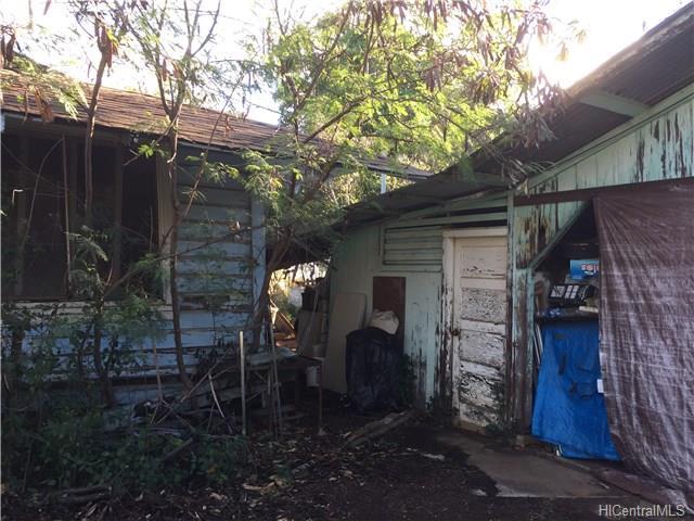84-345 Makaha Valley Road, Waianae, HI 96792