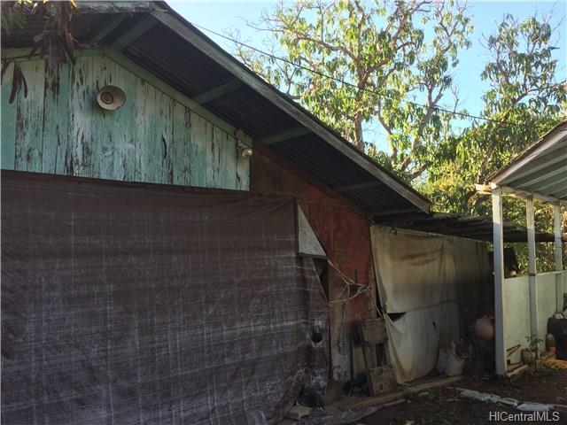 84-345 Makaha Valley Road, Waianae, HI 96792